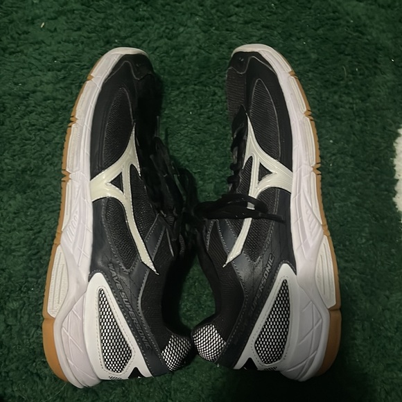 Mizuno Men's Wave Supersonic Indoor Court Volleyball Shoes, Tennis, Badminton - Picture 2 of 5